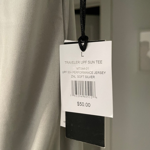 Onia Traveler UPF Sun Tee - Picture 4 of 4